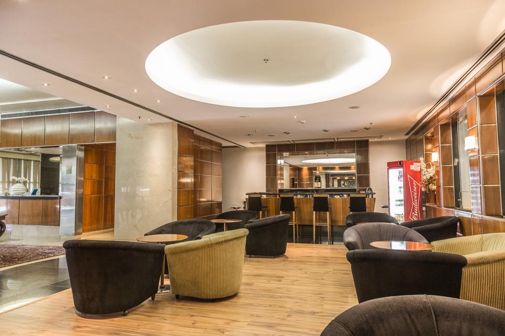 Grand Bittar Hotel Brasília Luaran gambar The lounge at the airport